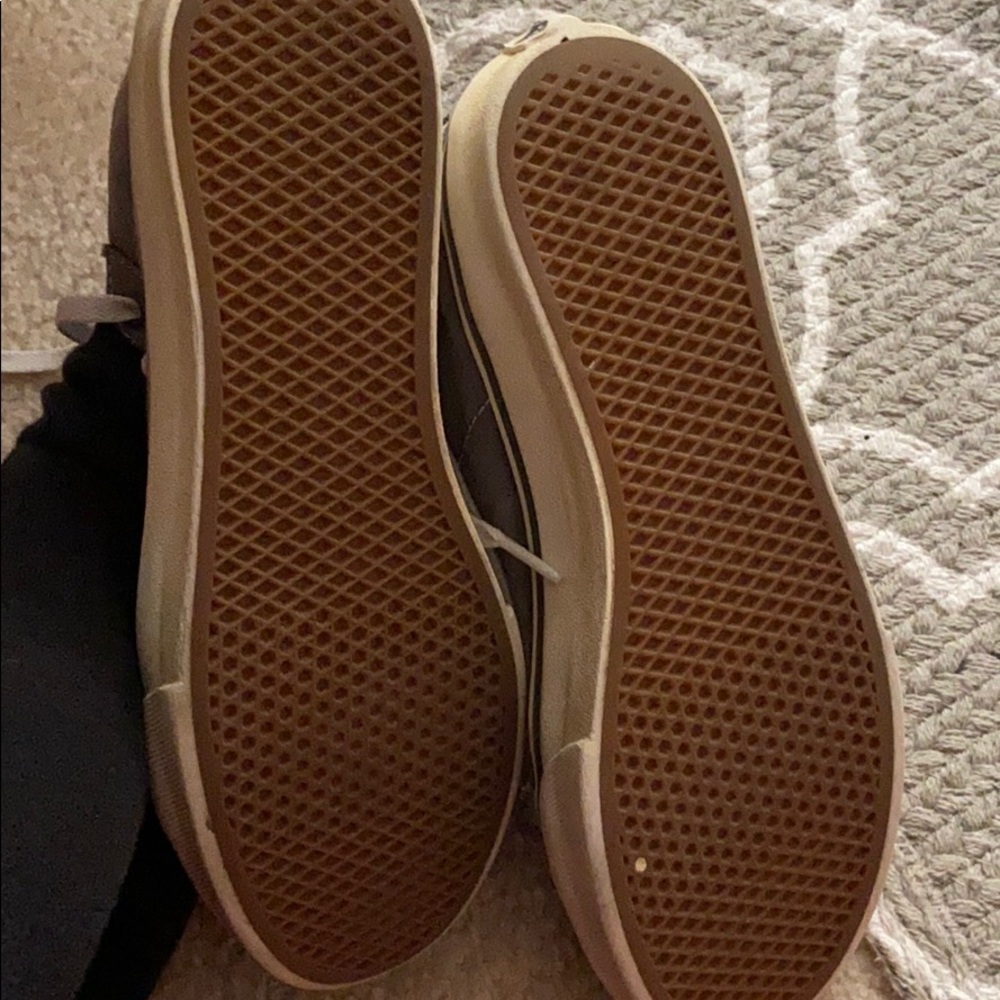 grey vans - Picture 4 of 4